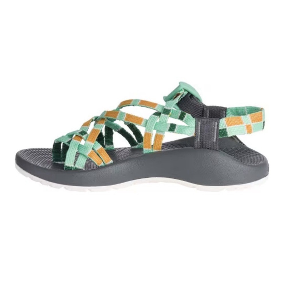 Chaco ZX/2 Classic Wide Hiking Sandals Gorpcore Granola Cabincore Rugged Outdoor